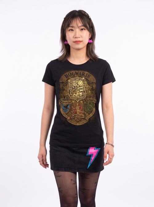 Harry Potter - Hufflepuff Crest II - T-Shirt, second view
